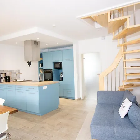 Marina 24-a Куксхафен