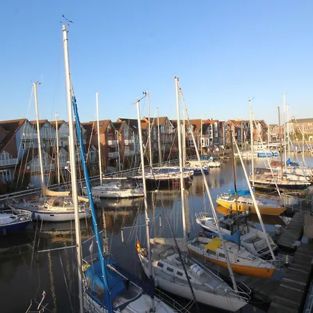 Marina 24-a Дом отдыха Куксхафен